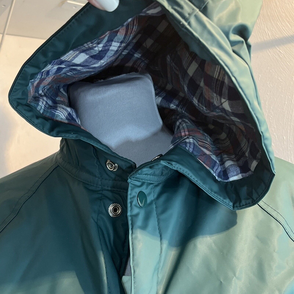 Sailmaker Womens Rain Jacket Youth 18 Green Full Zip Water Resistant Hood Lined - Picture 4 of 10